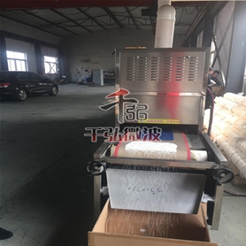 營(yíng)養(yǎng)大米微波烘干設(shè)備